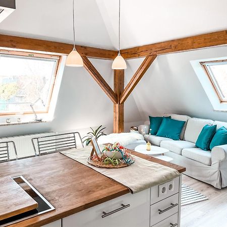 Stilvolle Dachgeschosswohnung In Duesternbrook 킬 외부 사진