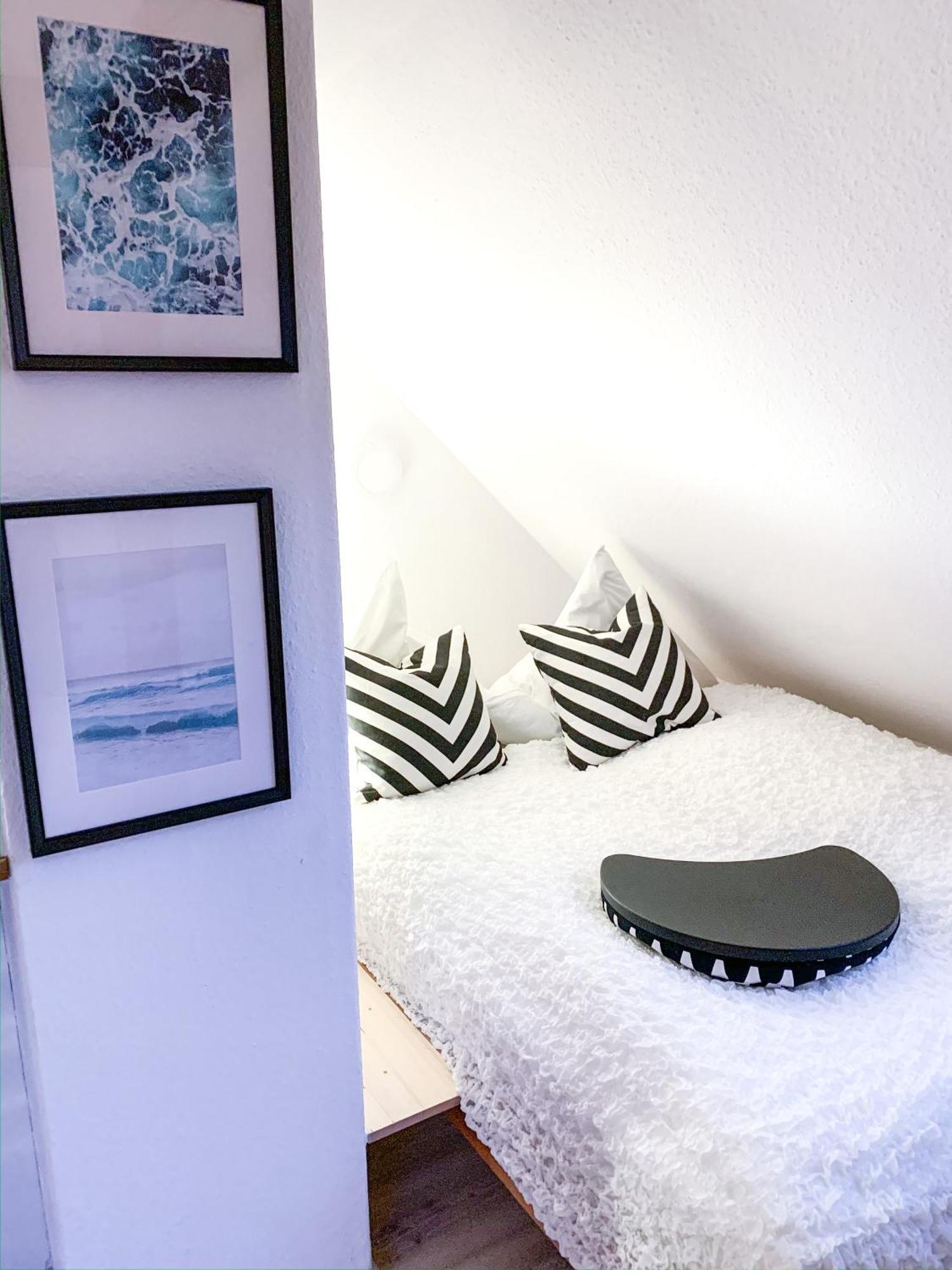 Stilvolle Dachgeschosswohnung In Duesternbrook 킬 외부 사진